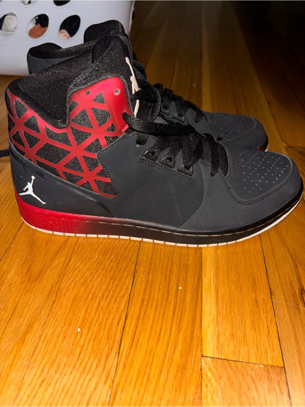 2015 Jordan Men's Black and Red High-Top Basketball Sneakers